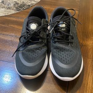 Joyride Nike size 9 brand new only wore 1 time